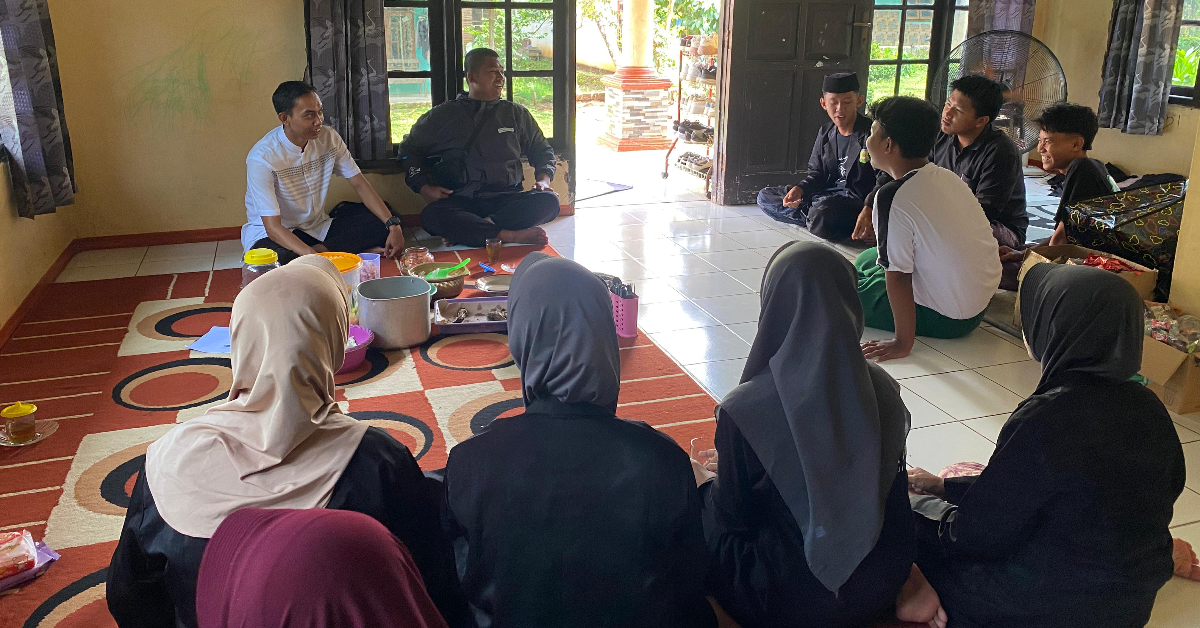 Kunjungan dari Bapak Pamong keposko 5