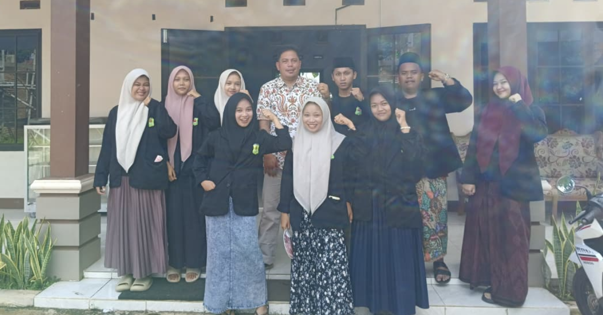 sowan ke lurah di balai desa