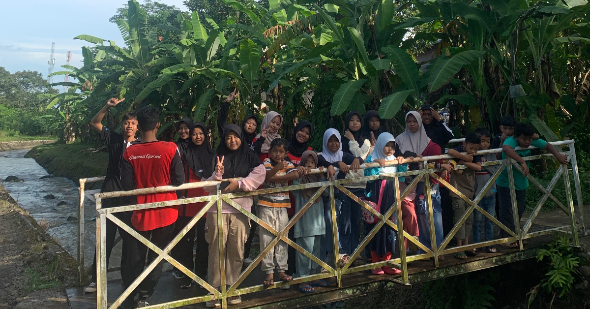 Jalan sehat bersama anak-anak dukuh Silumbung