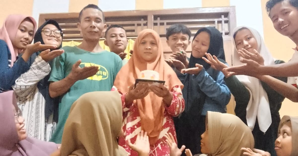 Merayakan Hari Ibu Untuk Ibu Posko